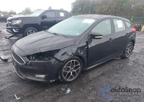 2015 Ford Focus Se z USA, uszkodzony, nr VIN 1FADP3K29FL246734